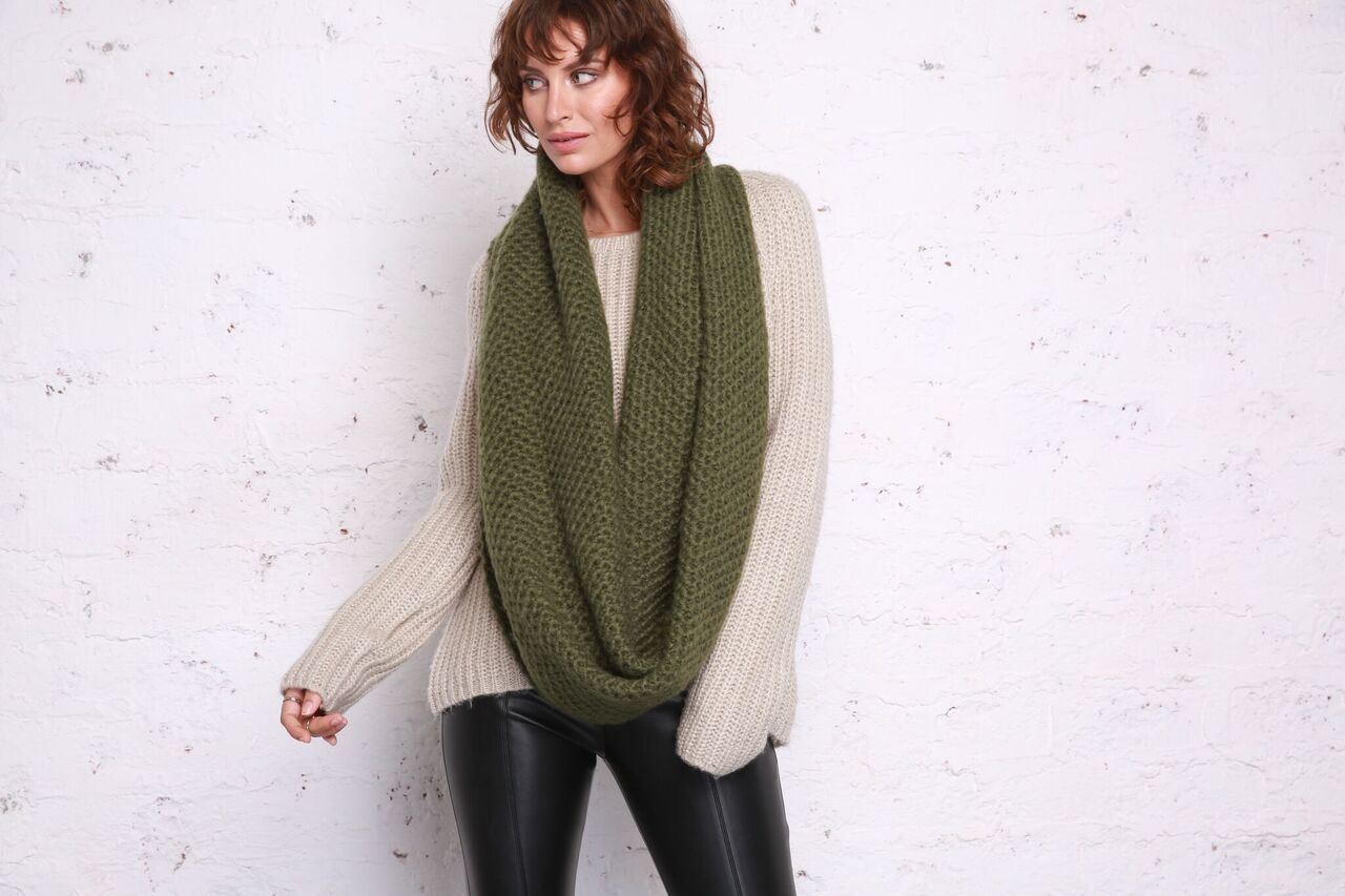 Honeycomb Scarf Olive